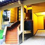 De Orange Pasteur Guest House By Houseinbandung